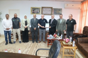 "بيطري بنها" تواصل قوافلها العلاجية للدواب وتستقبل وفداً دولياً من "Safe Haven for Donkeys"