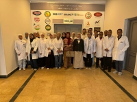 زيارة ميدانية تدريبية لطلاب الامتياز بكلية الطب البيطري – جامعة بنها إلى مصنع غازي لاند للألبان بالمنطقة الاستثمارية ببنها